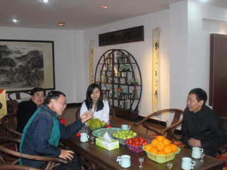 省輕工業(yè)聯(lián)合會(huì )王學(xué)鼎會(huì )長(cháng)考察我廠(chǎng)