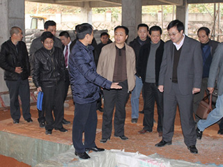 建甌市委書(shū)記余建坤、市長(cháng)陳宗榮率各科、局領(lǐng)導到我公司調研