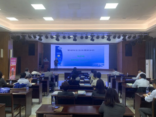 上課劃重點(diǎn)！雙龍戲珠酒業(yè)特邀企業(yè)管理專(zhuān)家現場(chǎng)授課！